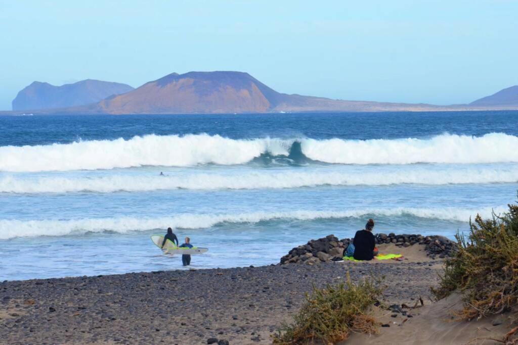 Lanzarote Famara Beach Exteriör bild